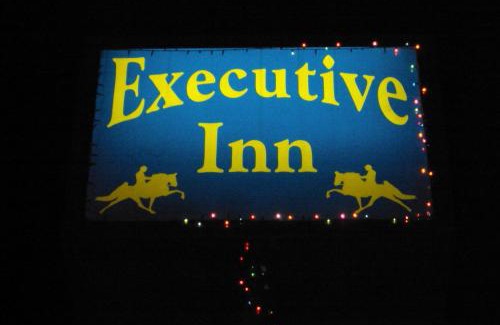 Tullahoma Hotel | Executive Inn