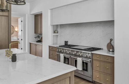 Green Hills House | Executive Luxury Home convenient to everything!