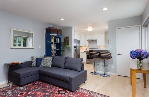 Point Richmond Apartment | Executive Pied-a-Terre in Point Richmond