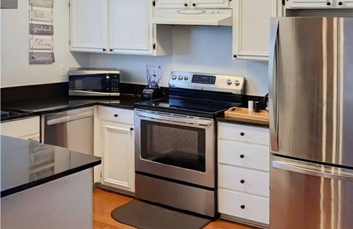 Hybla Valley House | Executive Private Room