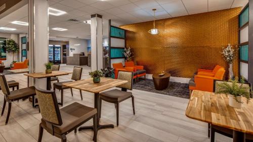 Flour Bluff Hotel | Executive Residency by Best Western Corpus Christi