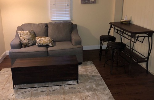 Douglas Apartment | Executive Studio Apt
