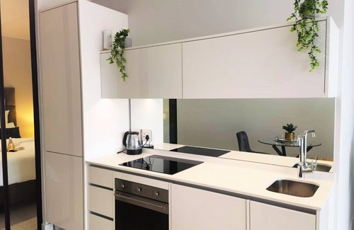 Greater Johannesburg Metropolitan Area Apartment | Executive Suite at Ellipse in Waterfall Midrand