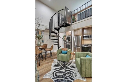 Downtown Jackson Apartment | Executive Urban Suite - Downtown Jackson
