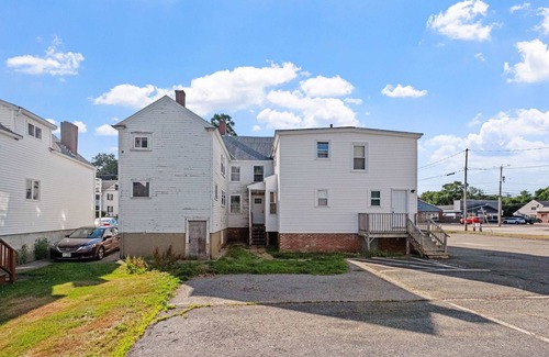 Exeter Apartment | Exeter -1st Floor Large Furnished Two Bed One Bath
