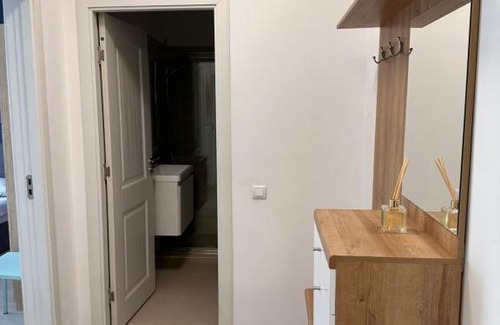 Militari Apartment | Exigent Plazza Residence - Self Check-In