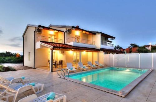 Plovanija Villa | Exklusive 4-Sterne-Villa Mare - WLAN - Pool - Grill