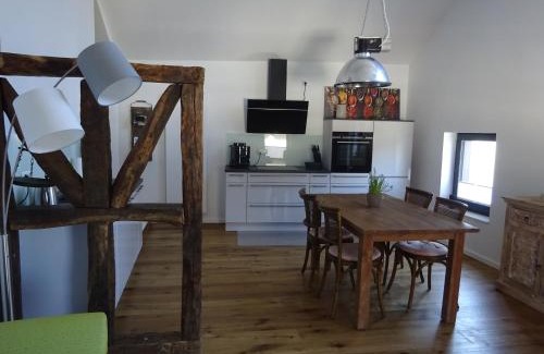 Einruhr Apartment | Exklusive, kernsanierte Ferienwohnung am Rursee