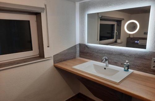 Melsungen Apartment | Exklusive Naturoase direkt am Ars Natura Wanderweg mit Panoramablick auf Melsungen