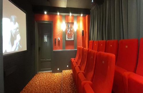 Treuen House | Exklusives Gruppenhaus mit Sauna bis zu 18 Personen
