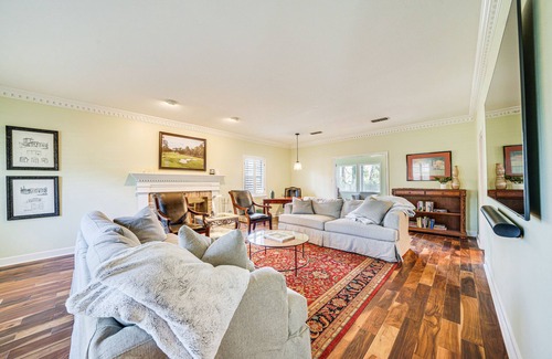 Texarkana House | Expansive Texarkana Home w/Yard: Near Golf!