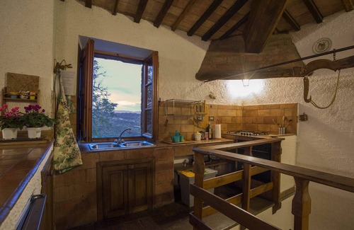 Proceno Apartment | Experience a breathtaking vacation in a castle, restaurant,stunning views