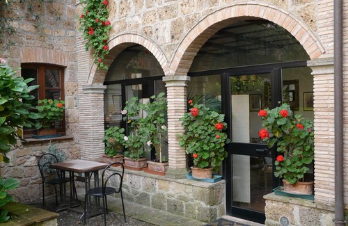 Proceno Apartment | Experience a breathtaking vacation in a castle, restaurant,stunning views