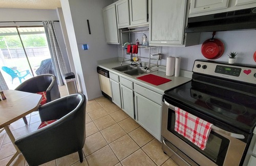 Converse House | Experience a stay within a stay. Fabulous amenities for you to enjoy