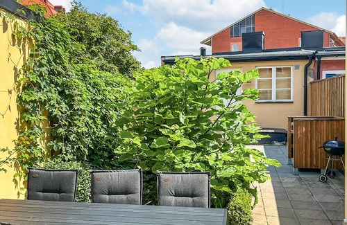 Ystad House | Experience an unforgettable holiday in this cosy terraced house in the heart of Ystad.