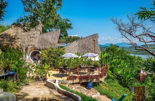 Isla Navidad Apartment | Experience Coastal Bliss in Isla Navidad - Stunning Waterviews