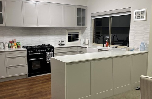 Dudley Park House | Experience Executive living beautiful Mariner’s Cove In the Heart of Mandurah