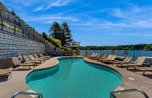 Lake Delton Apartment | Experience laid-back lake living at this Delton Grand studio with pool access