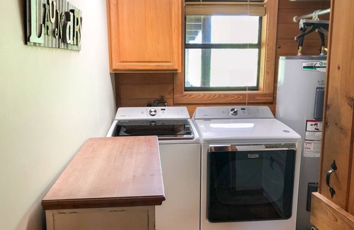 New Iberia Cabin | Experience Louisiana, Cabin on Bayou Petite Anse, centrally located in Acadiana