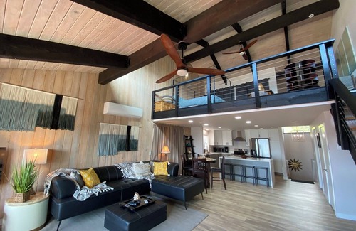 Newport House | Experience Newport in the heart of the Harbor District with incredible sunsets