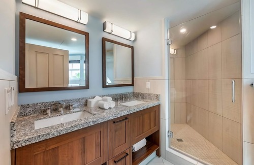 Simpson Bay Hotel | Experience Peace and Comfort in St. Maarten! 2 Spacious Units, Pool, Kitchen!