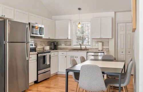 Southern Coast Apartment | Experience Saco in Style: Elegant, Newly Upgraded Home