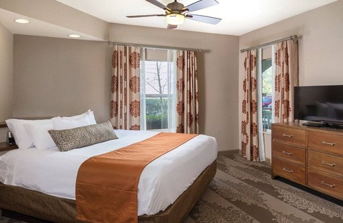Pennington Bend Resort | Experience the Best of Music City at Wyndham Nashville- 2 Bd. Lockoff