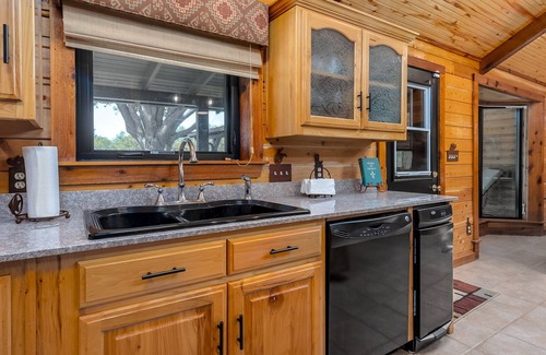 Muenster Cabin | Experience the Majesty of Nature with a Breathtaking Sunset!