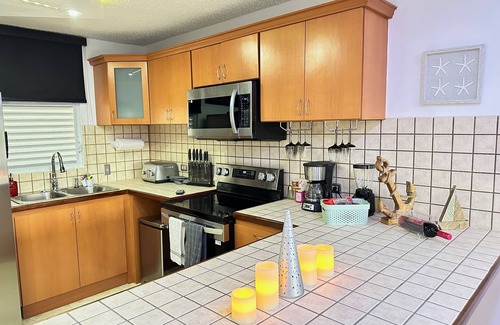 Pole Ojea Condo | Explore the best of Cabo Rojo’s coastal beauty and local attractions.
