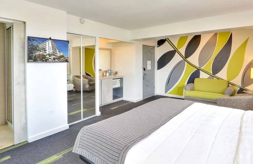 Miramar Hotel | Explore the Best of San Juan from a Comfortable Space Near Lagoon