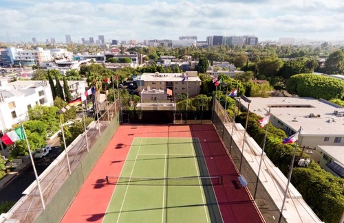 Tri-West Hotel | Explore the famous Sunset Strip! Spacious Suite with Balcony & Kitchenette! Pool