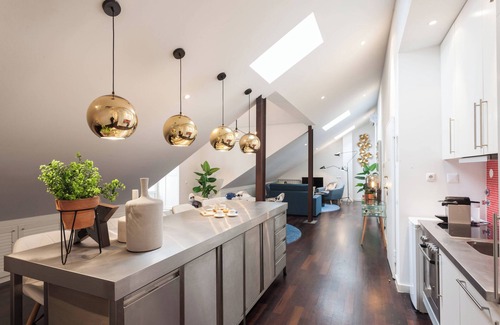 Encarnacao Apartment | Explore Vibrant Lisbon from a Designer Loft