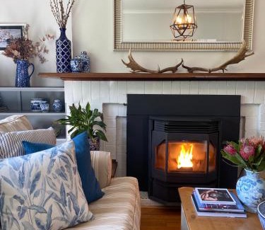 New Norfolk House | Explorers Lodge