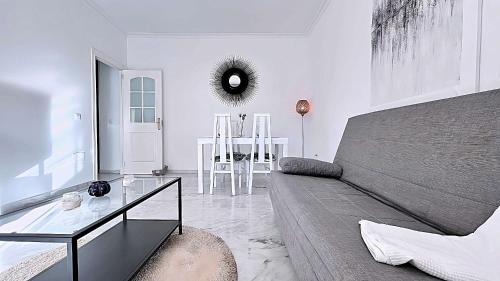 Mezquitilla Apartment | Expresión del Mar - Perfect Seaside Getaway