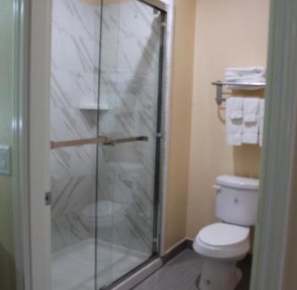 Humble Hotel | Express Inn and Suites
