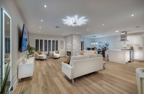 Charleston Preservation House | Exquisite 1 Story w/RV Parking minutes from Summerlin,Pet Friendly & No Pet Fee!