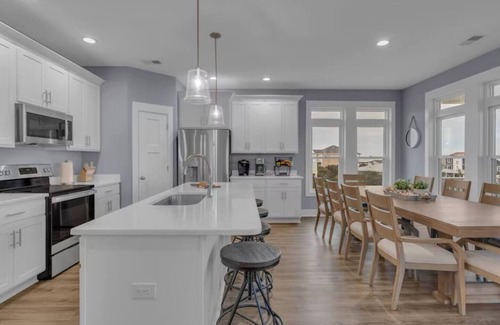 Ocean Isle Beach House | Exquisite Beach Luxe 2blocks from Beach w Private Pool, Elevator and Sleeps 15