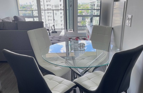 Liberty Village Condo | Exquisite Condo with Stunning Views in Downtown