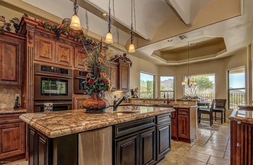 San Tan Valley Villa | EXQUISITE HOME WITH PRIVACY! Family friendly with huge resort style pool
