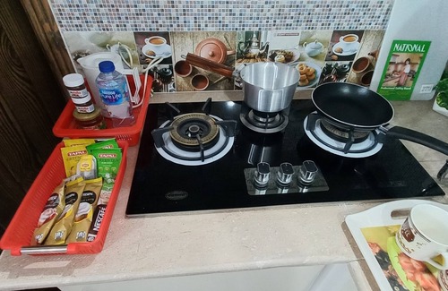 Islamabad House | Exquisite, Scenic & Private 1 BHK with 55" TV+Netflix+Jacuzzi+Fountain+BBQ+Lift