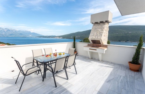Denovici Villa | Exquisite villa with swimming pool, sauna & sea-view rooftop terrace with BBQ