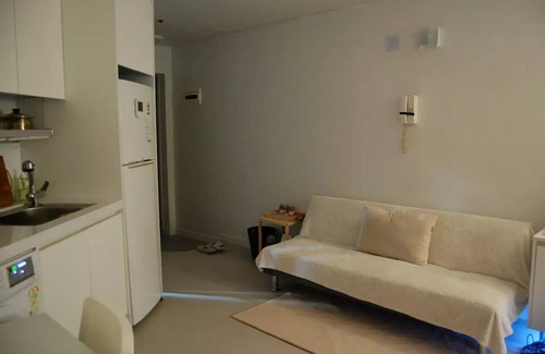 Bundang-gu Apartment | Exquisite White Home in Yatap-dong; Newly Renovated space