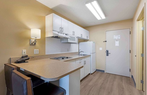 Bridgeton Hotel | Extended Stay America Select Suites - St. Louis - Airport - Central