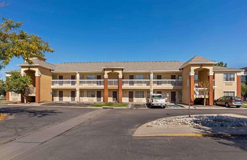 Heather Gardens Hotel | Extended Stay America Select Suites - Denver - Aurora South