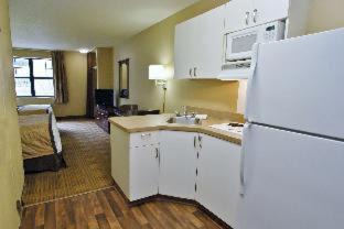 Gateway Hotel | Extended Stay America Suites - Austin - Northwest Arboretum