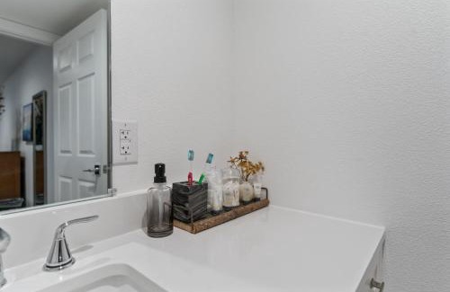 Gun Barrel City Hotel | Extended Stay Gun Barrel City