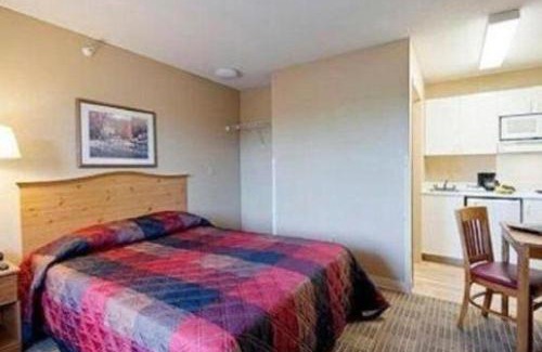 Winnetonka Hotel | Extended Stay Kansas City