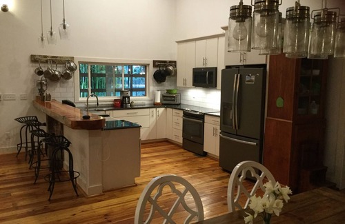 Burlington House | Extended Stay Large Waterfront Home in Secluded Bamboo Forest in Burlington NC