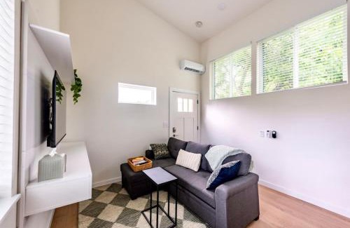 Windsor Park Apartment | Extended Stay Retreat - Cozy yet Spacious Tiny Gem