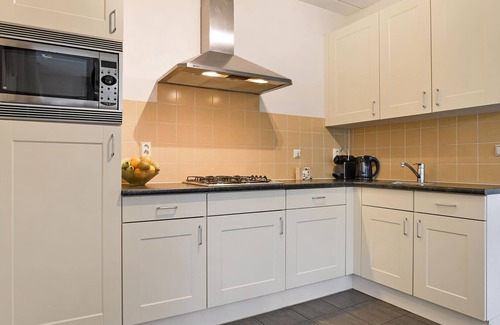 Municipality of Valkenburg aan de Geul Villa | Extra luxury 6-person villa in the holiday park Landal Kasteeldomein De Cauberg
